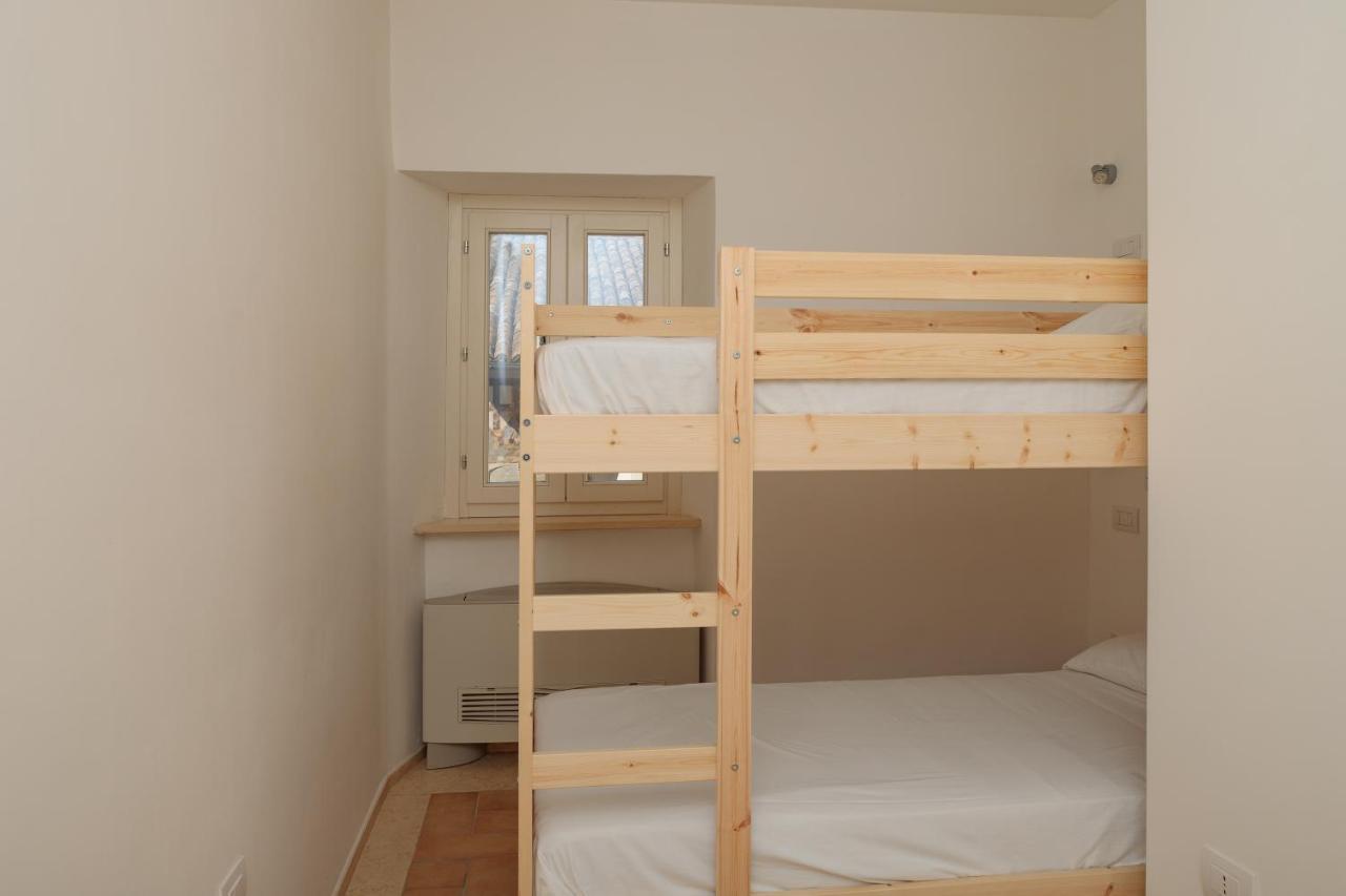 Nera Apartments SantʼAnatolia di Narco Esterno foto